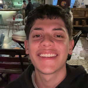 Meet your Posher, Jhonatan